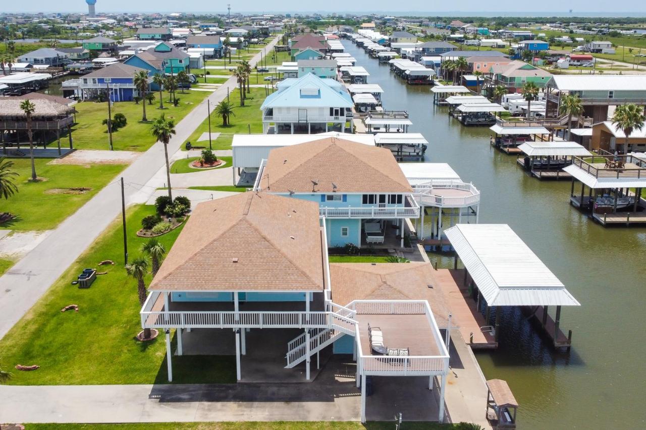 Bayside Bliss Villa Crystal Beach Exterior photo